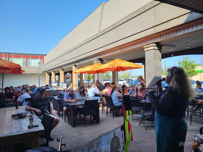 Unique Outdoor Patio Photo 2