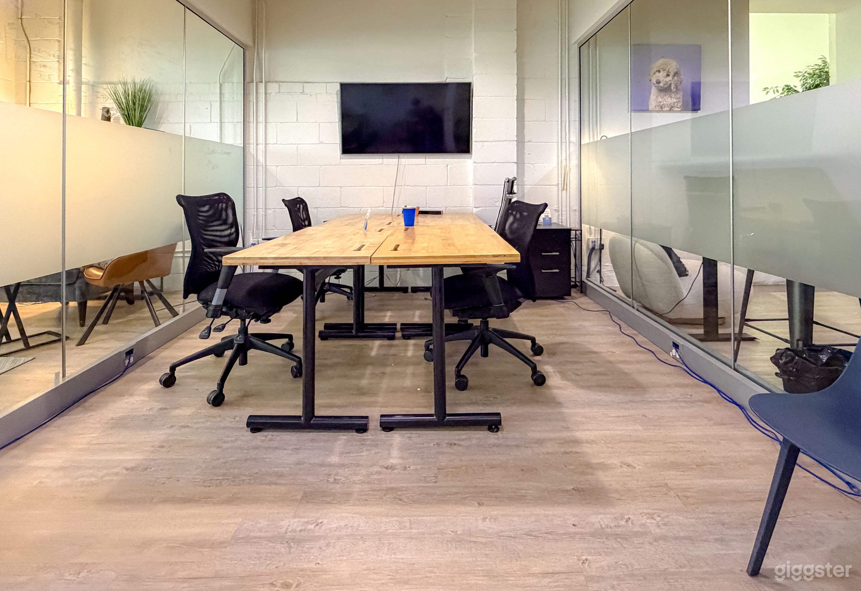 6-Person Office Photo 3