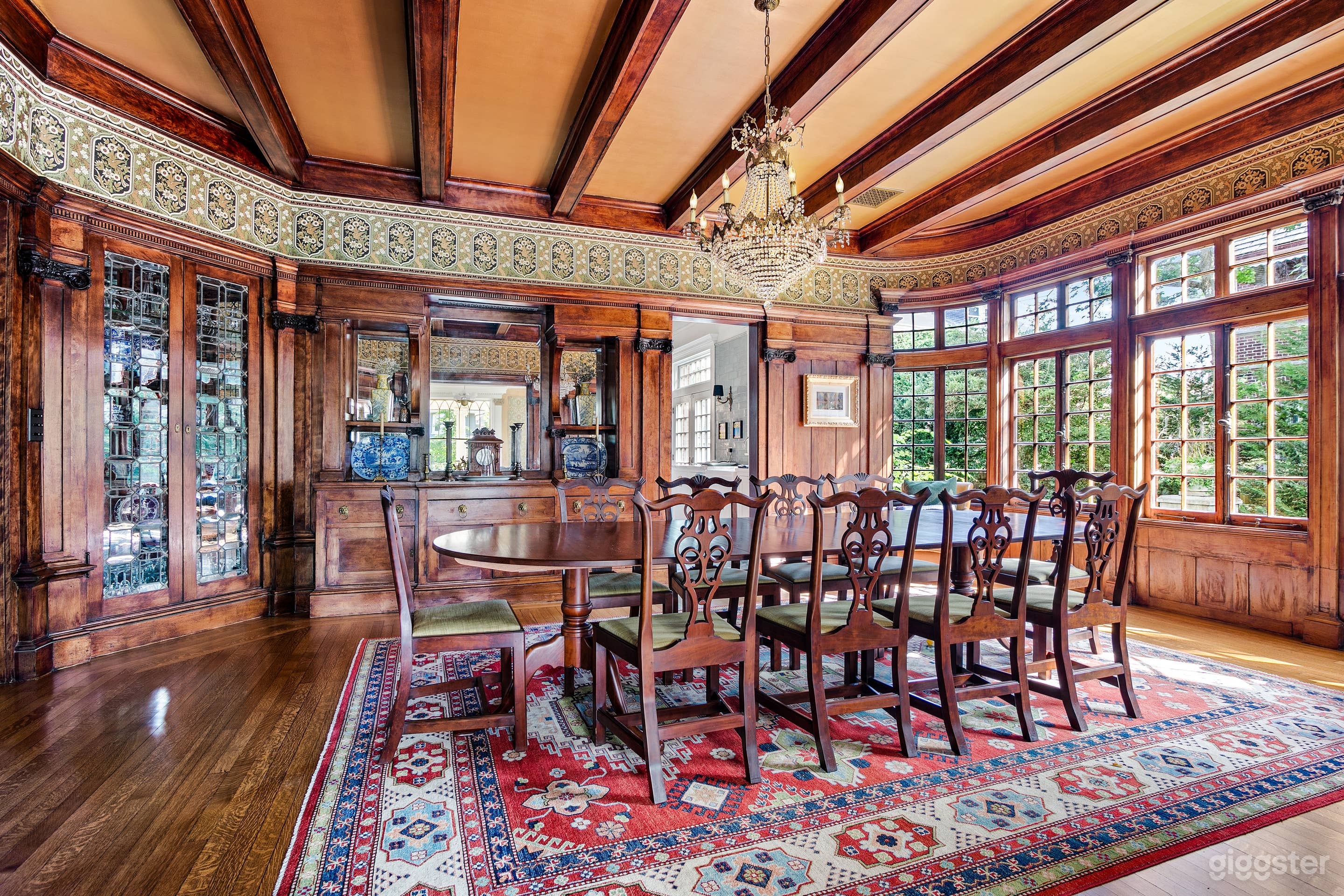 Grand Brooklyn Mansion Photo 4