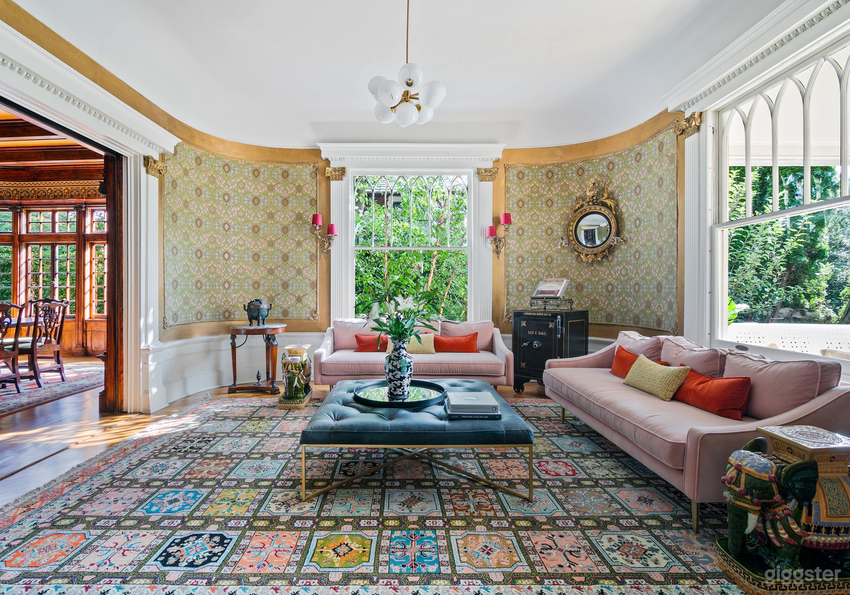 Grand Brooklyn Mansion Photo 2