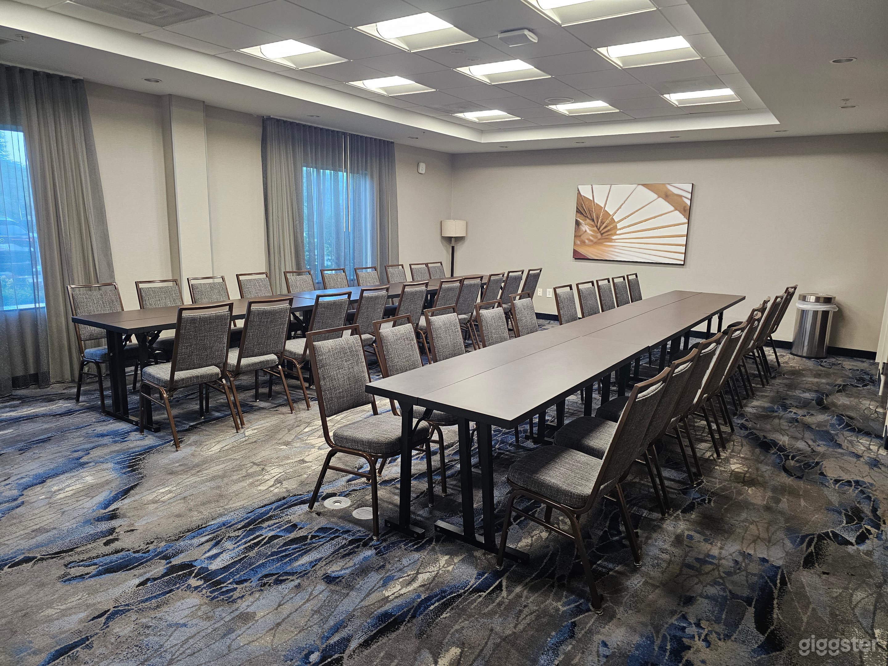Modern Space Near BWI Airport | Smart TV & Free Parking Photo 3