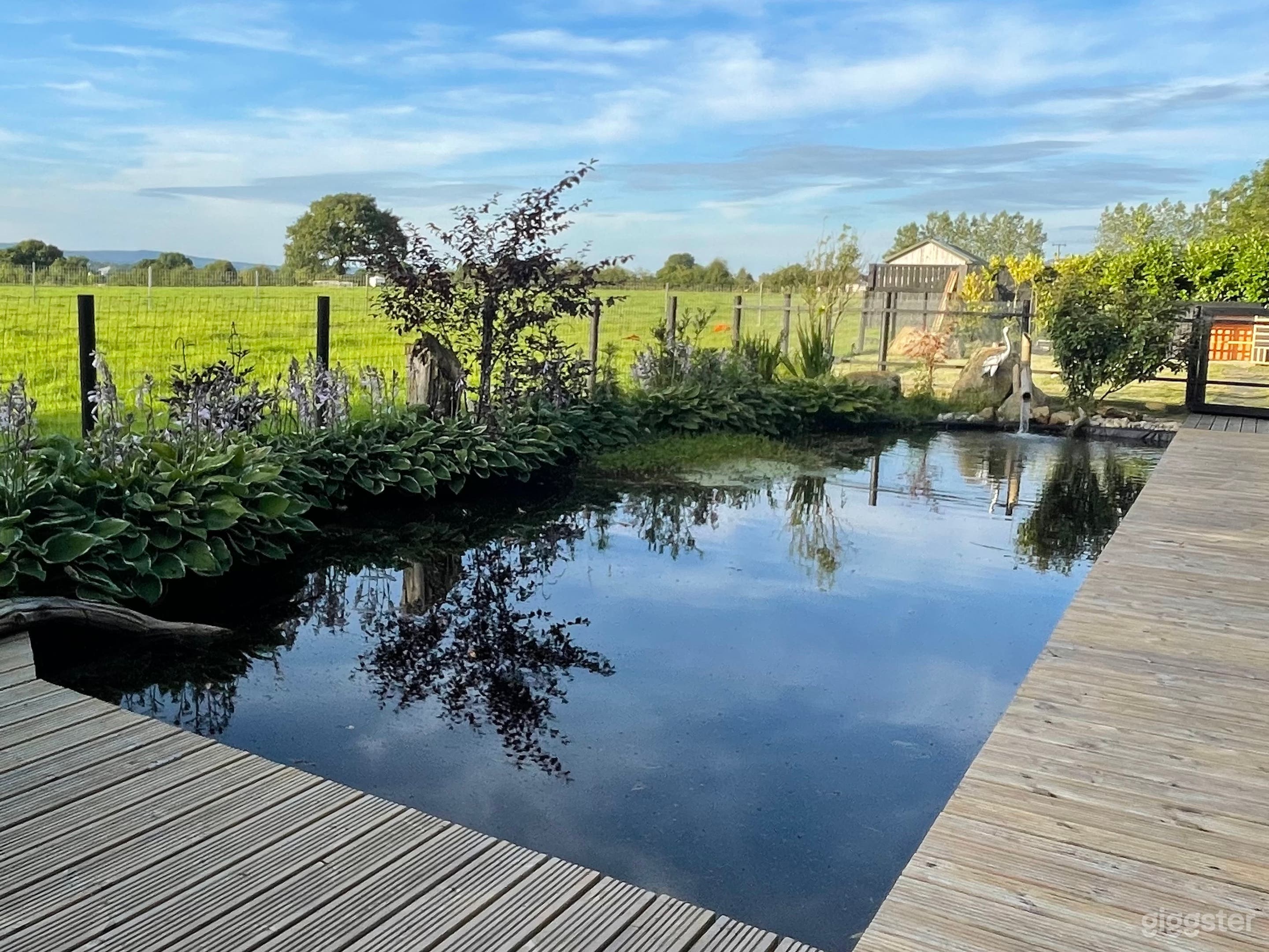 Peaceful Farm in Manchester for Shoots, Retreats, Workshops Photo 3