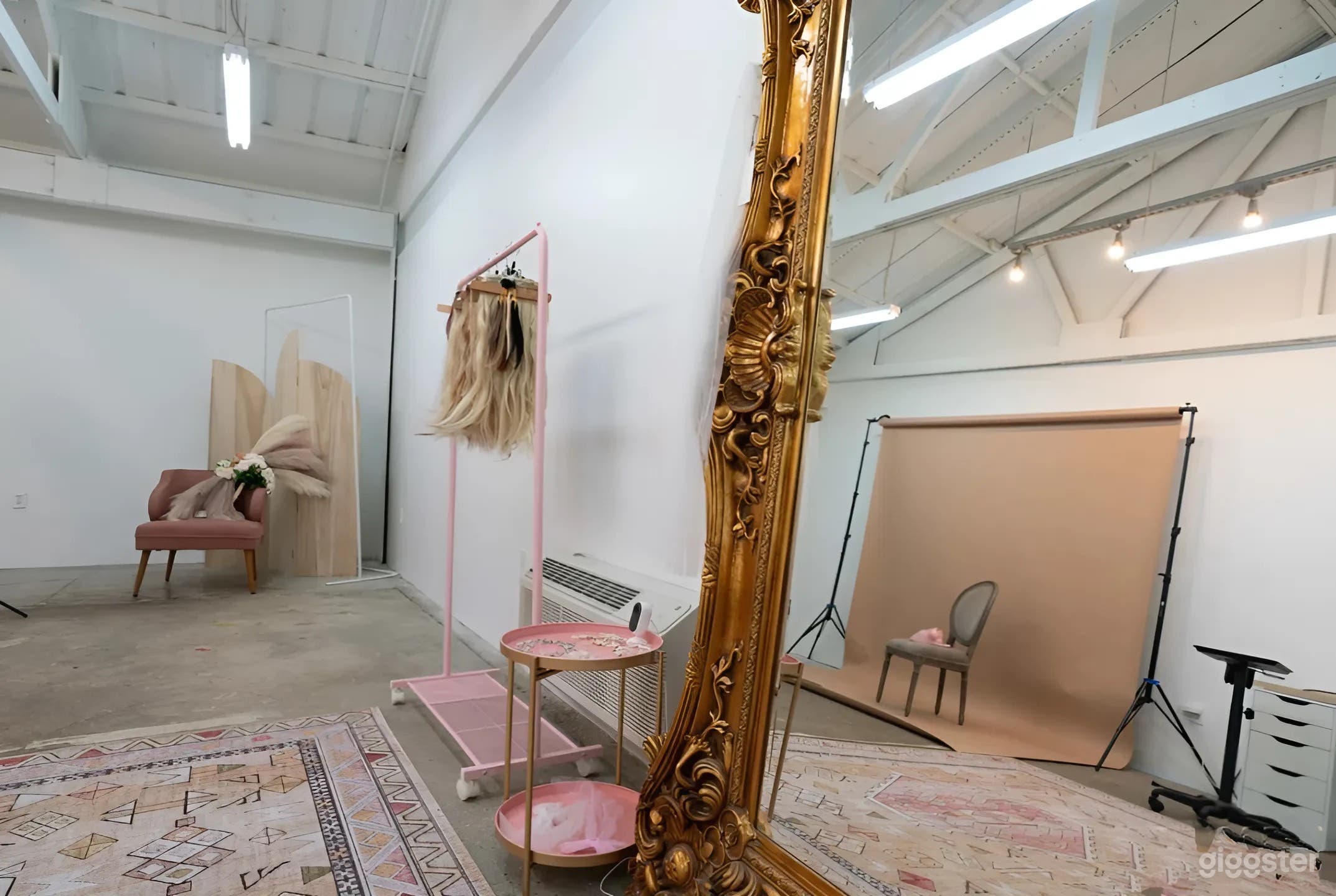 Chic &amp; Girly Studio in Downtown Houston - Perfect for Creatives Photo 2