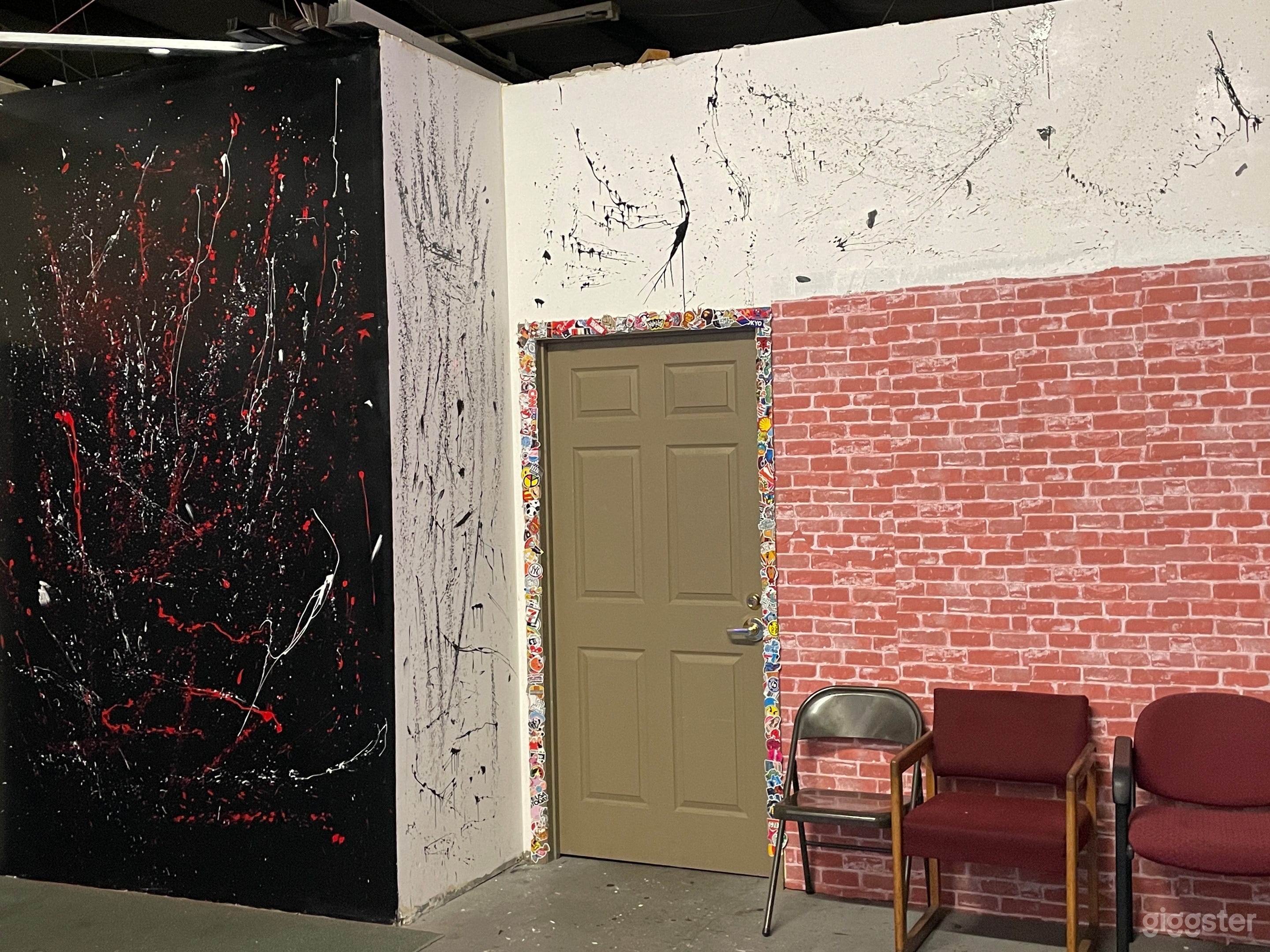 Photo/Video Studio with Recording Studio Set Up Photo 3