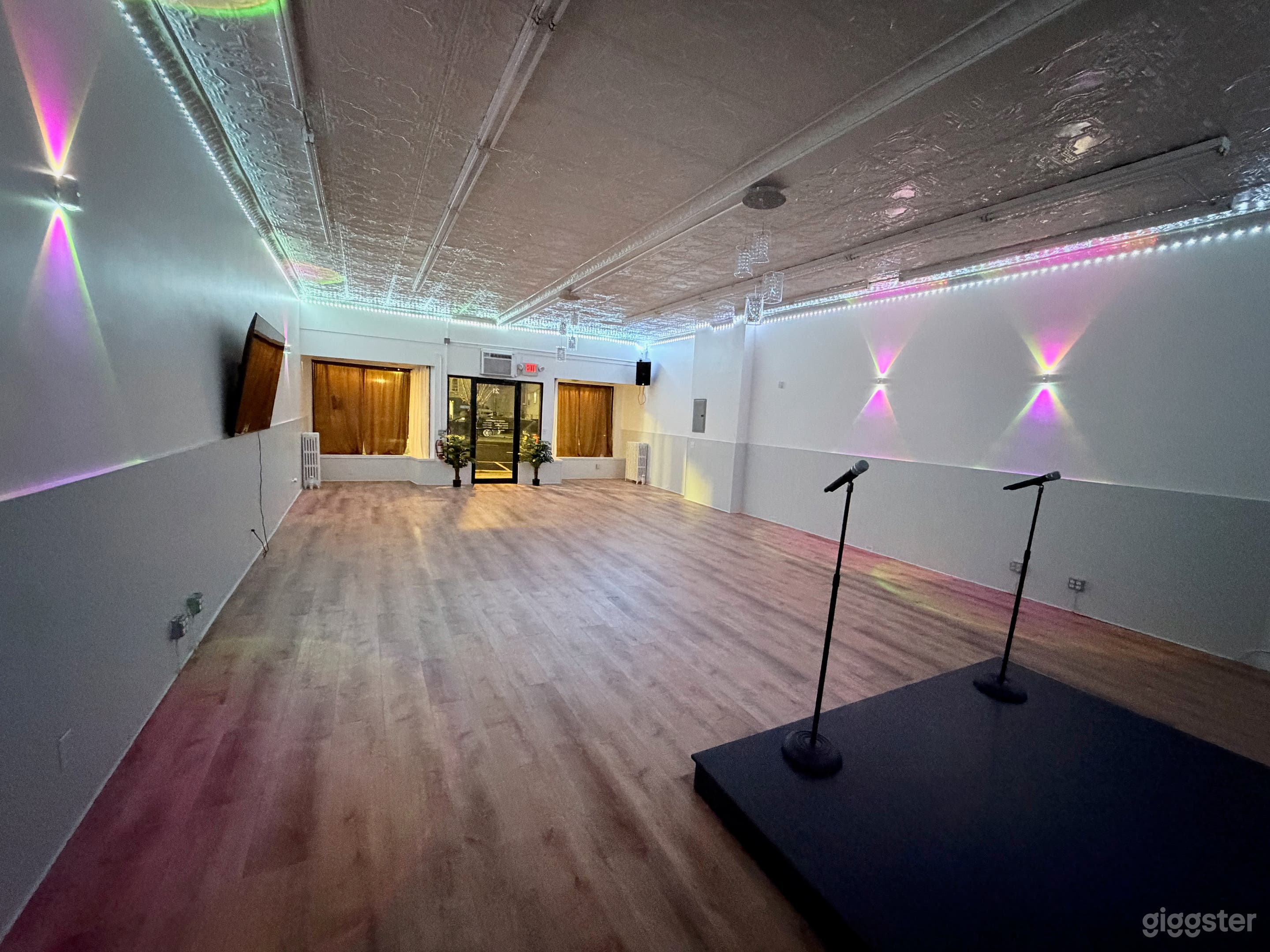 Open Multi-Purpose Studio for Yoga, Dance, &amp; Private Events Photo 4