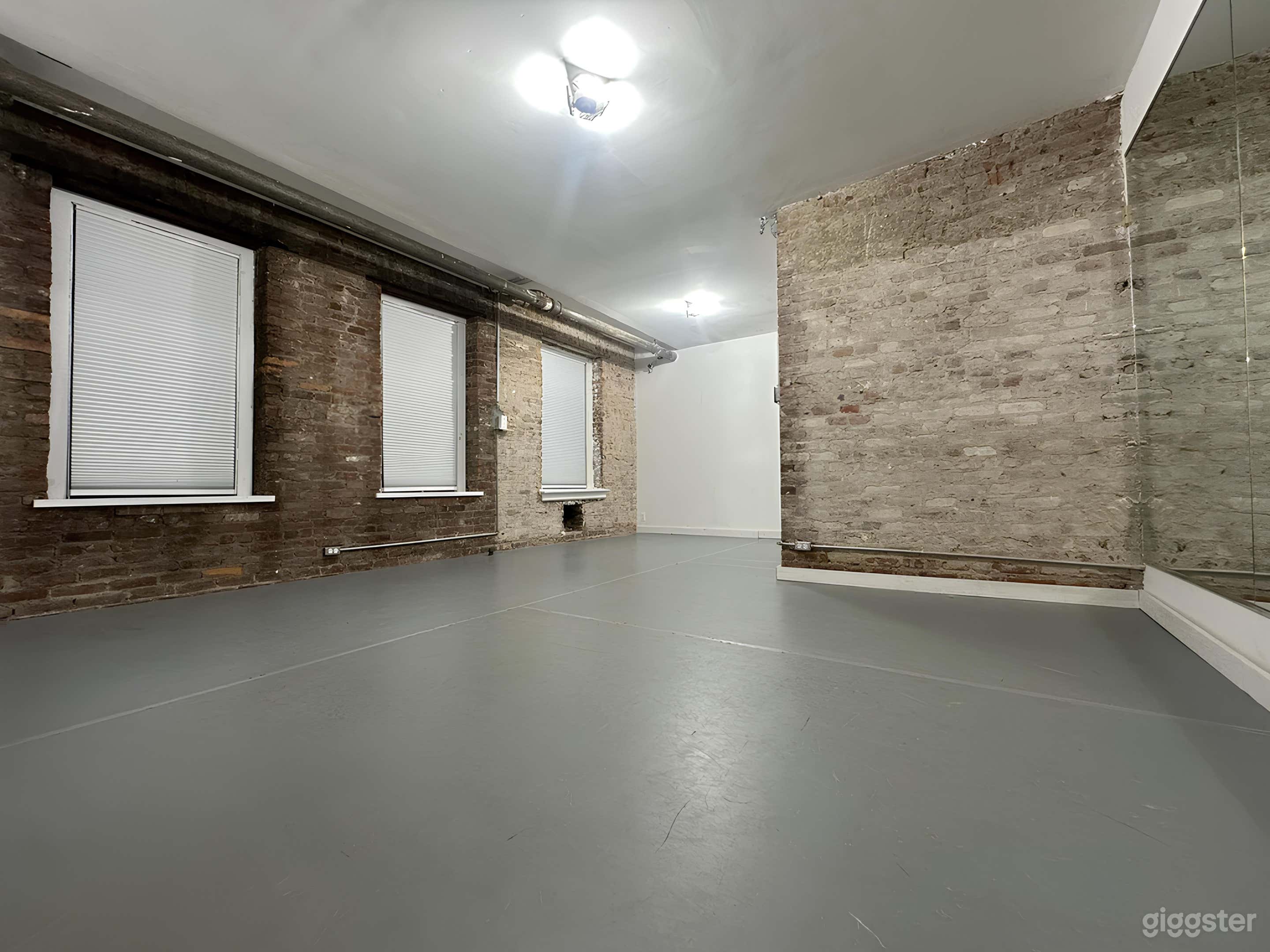 Versatile NY Production Space for Dance and Photography Photo 1