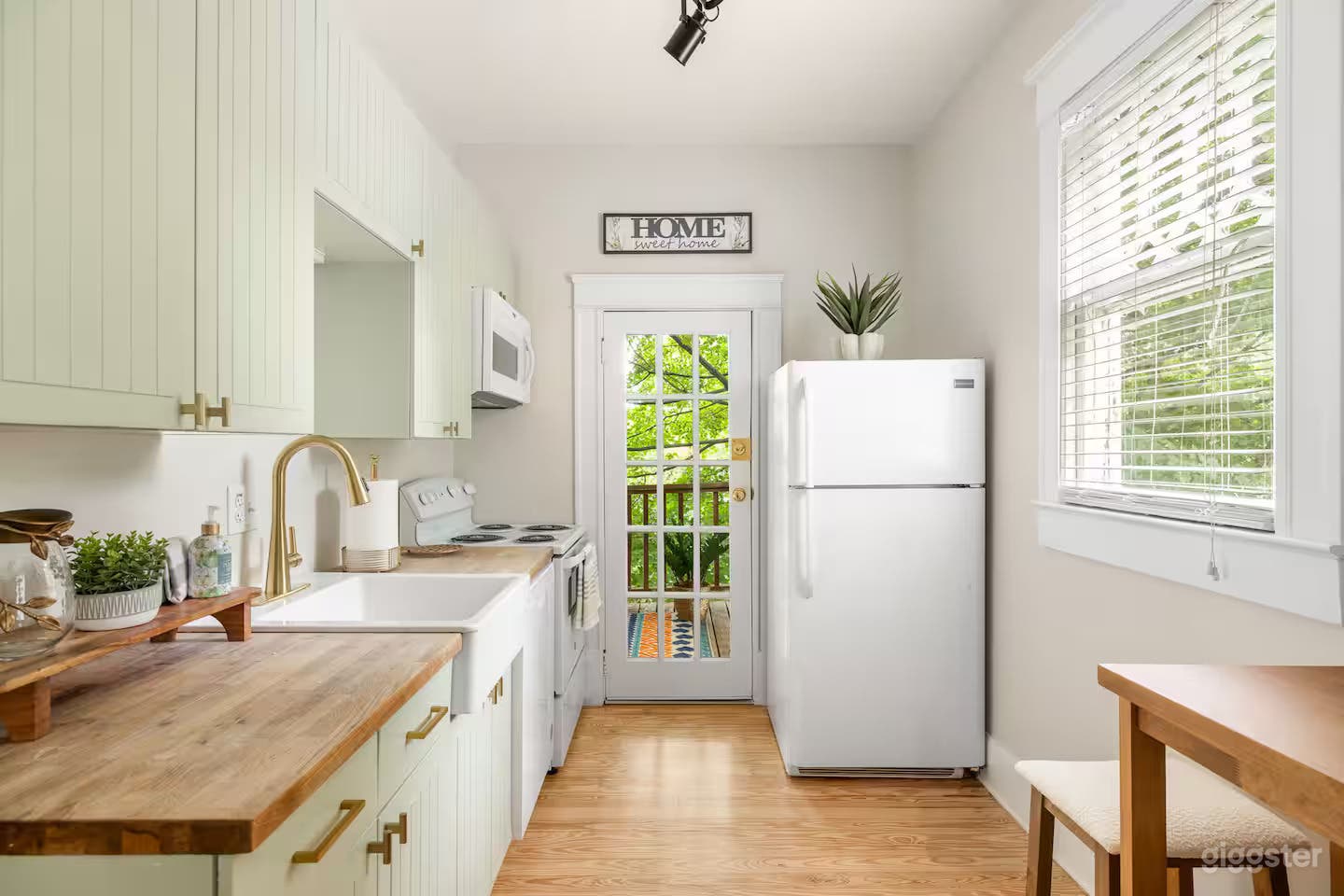 Quiet &amp; Spacious 1BR Apartment, Walk to Beltline Photo 3