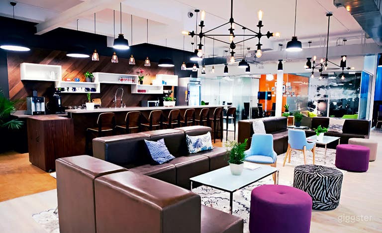  Bright 7 Person Day Office in Etobicoke 