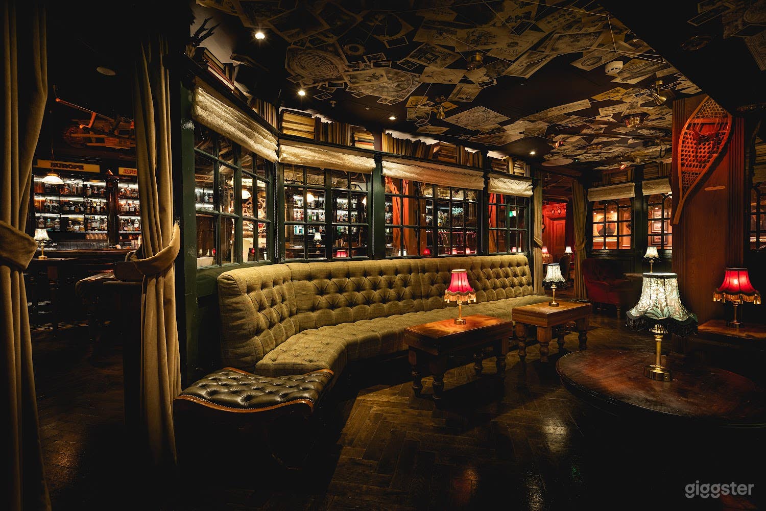 Train Carriage Room with Victorian Locomotive Photo 4