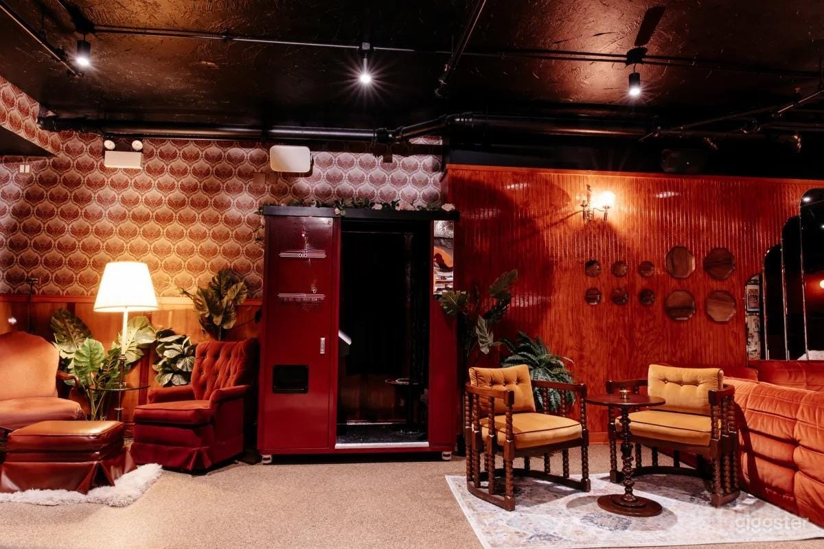 Sexy Subterranean '70s-inspired Space Photo 3