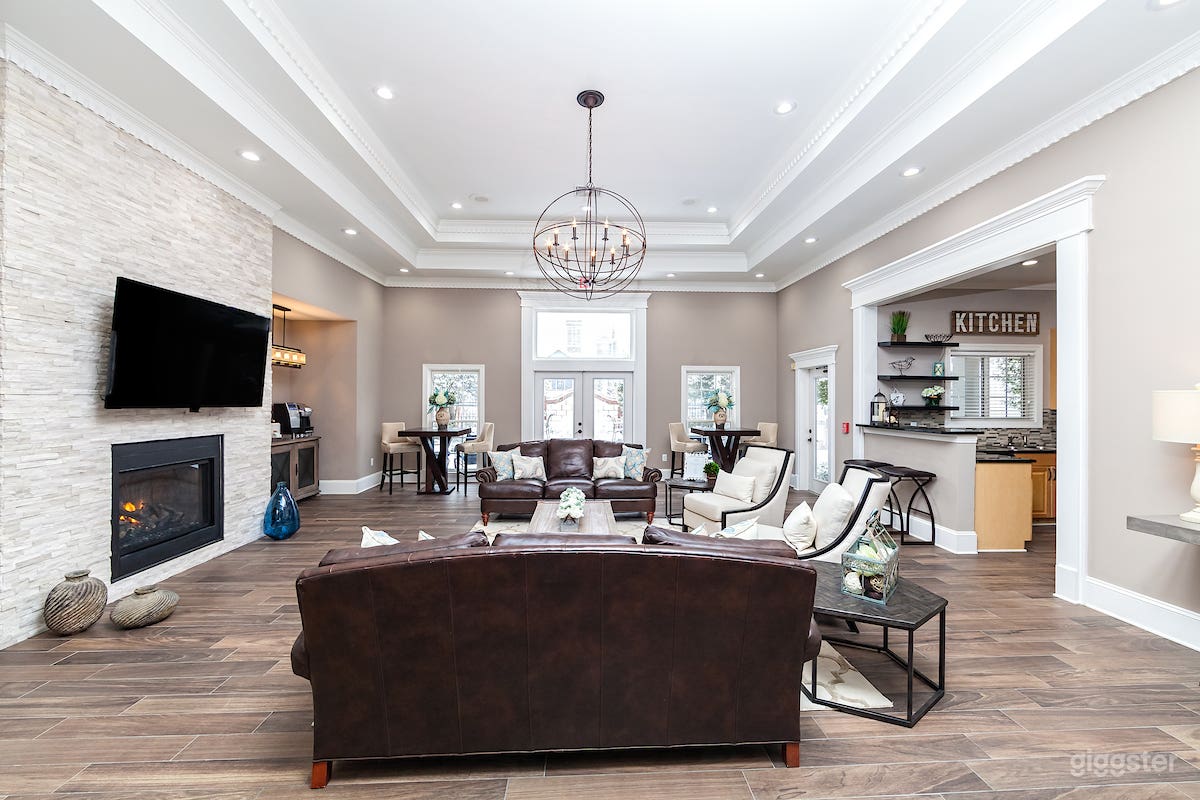 Classic, Versatile Clubhouse in Outer Richmond Photo 1