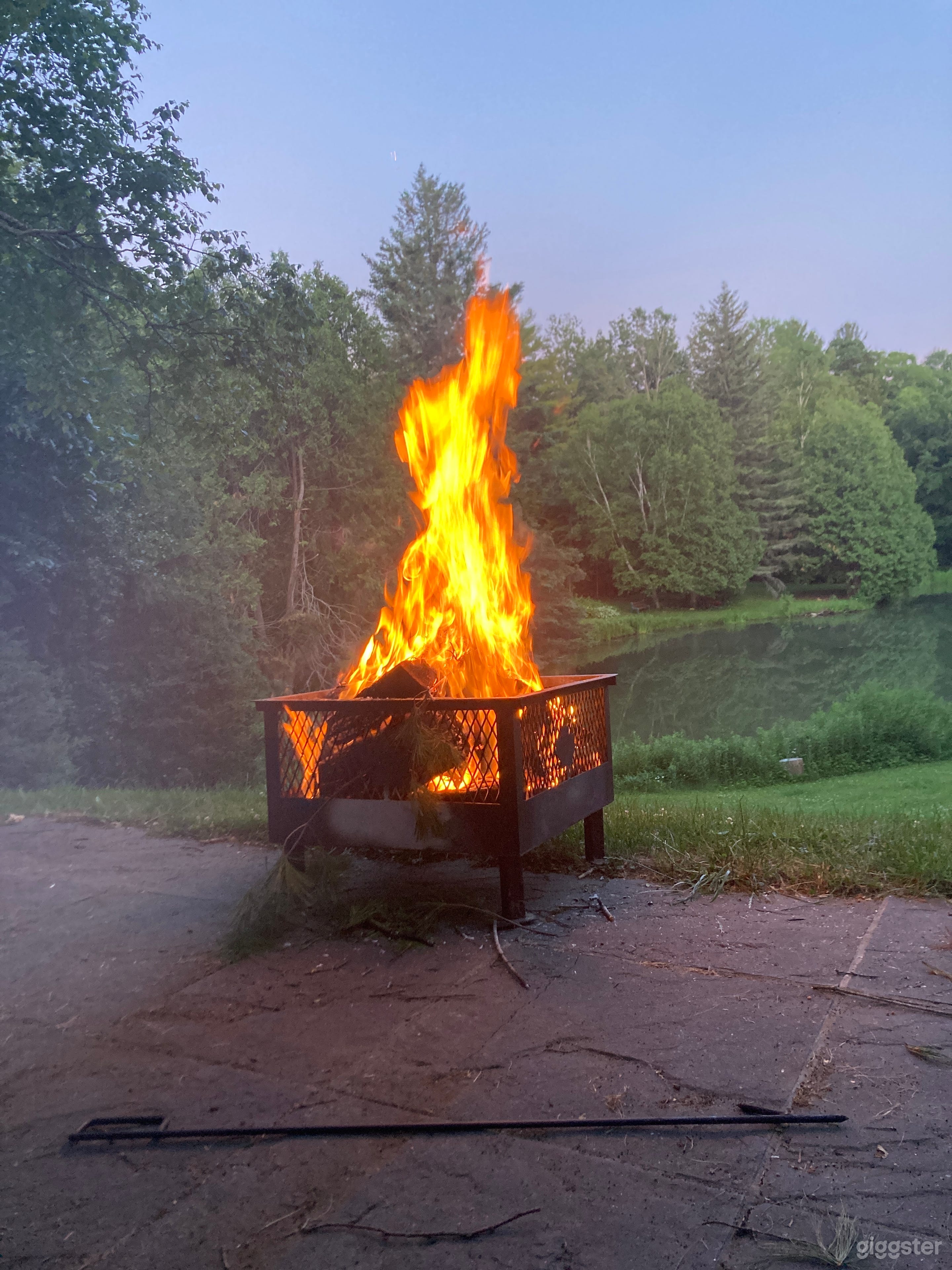 Stone House, Private Pond &amp; Mature Forest Photo 4