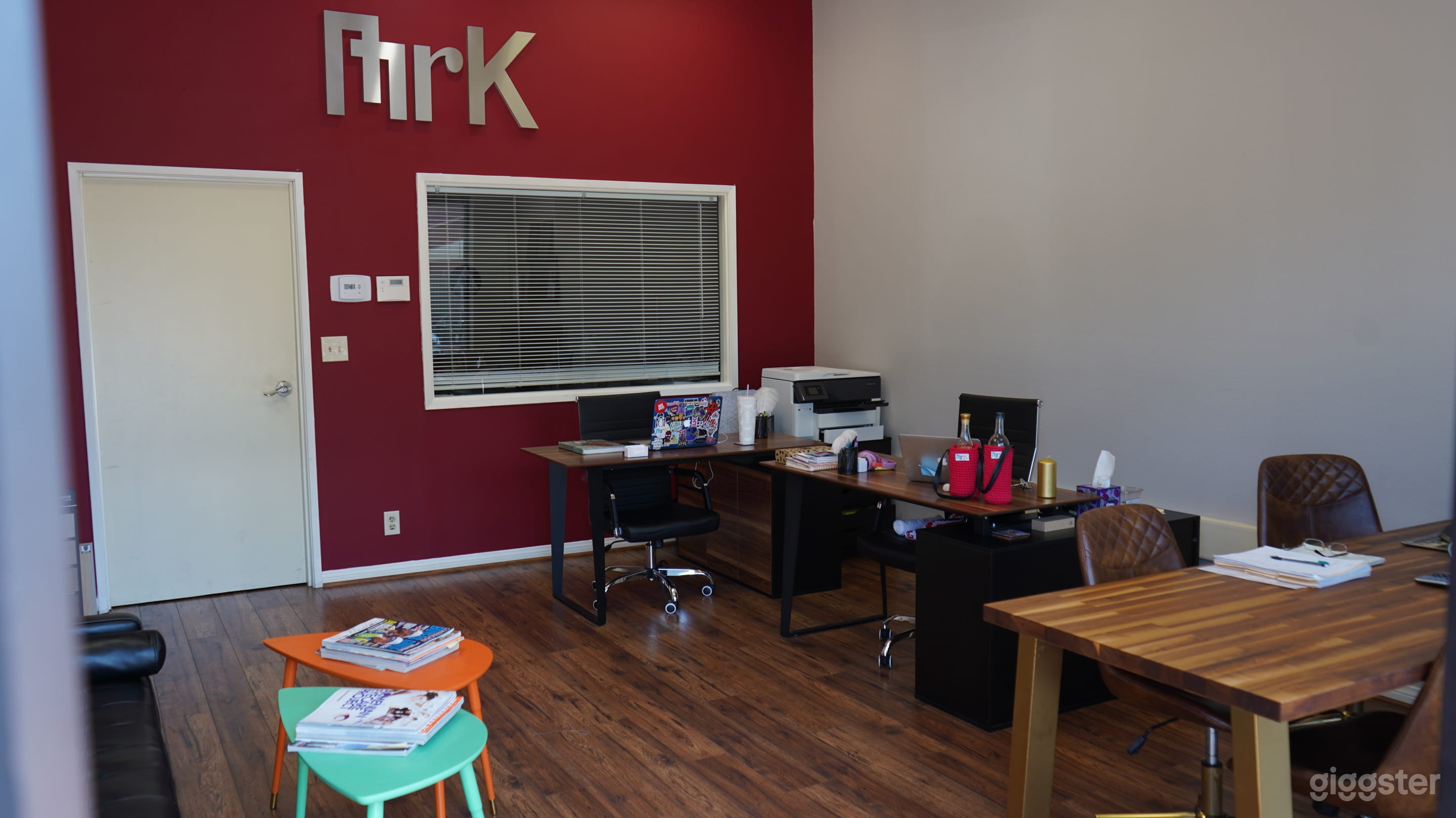 Roomy Office with Studio Photo 1