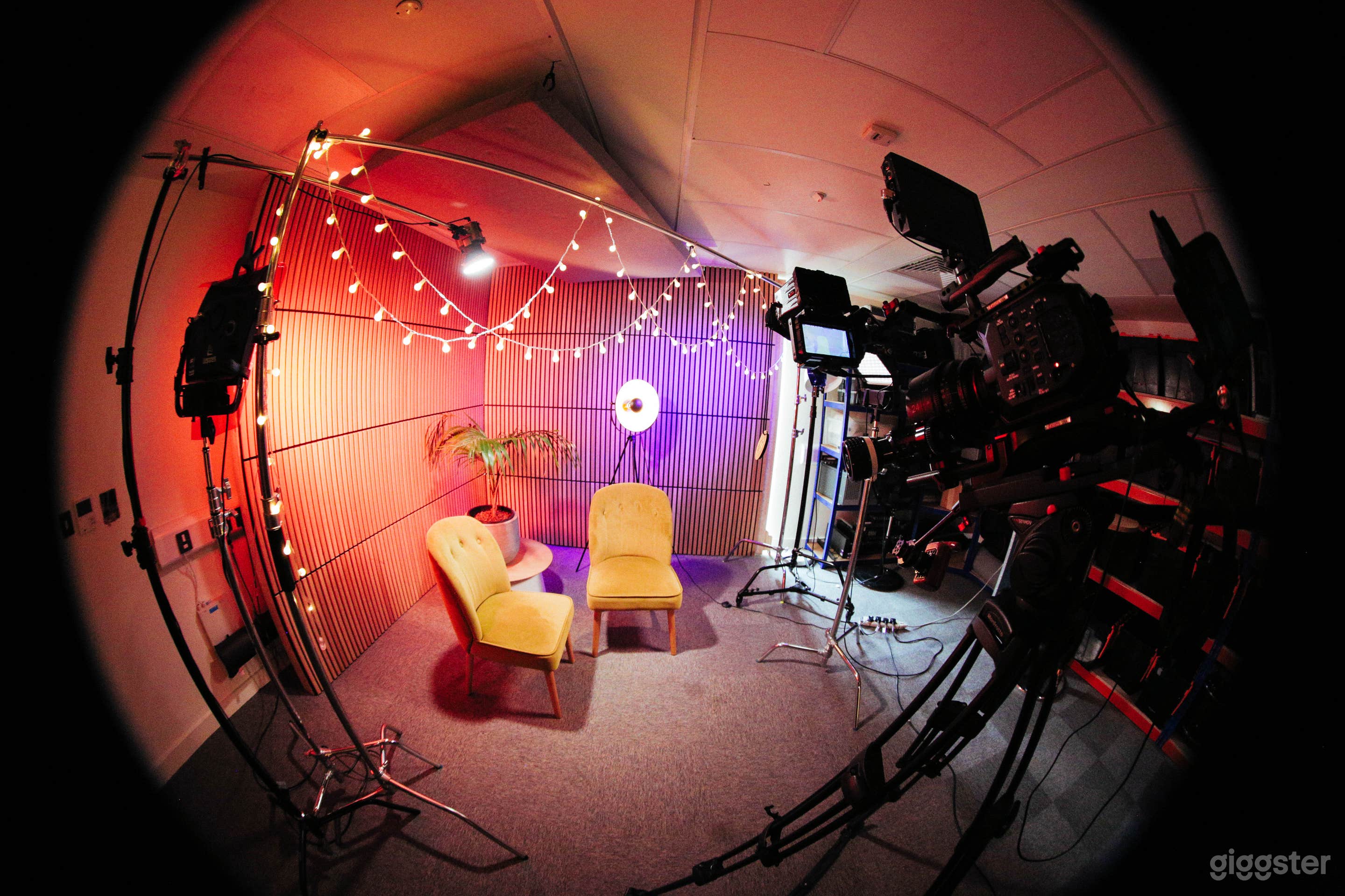 Cambridge Podcast Studio Photo 4