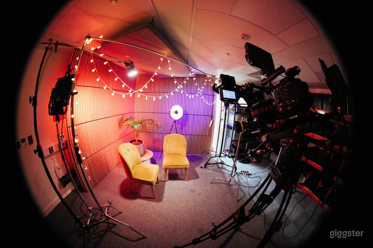  Cambridge Podcast Studio 