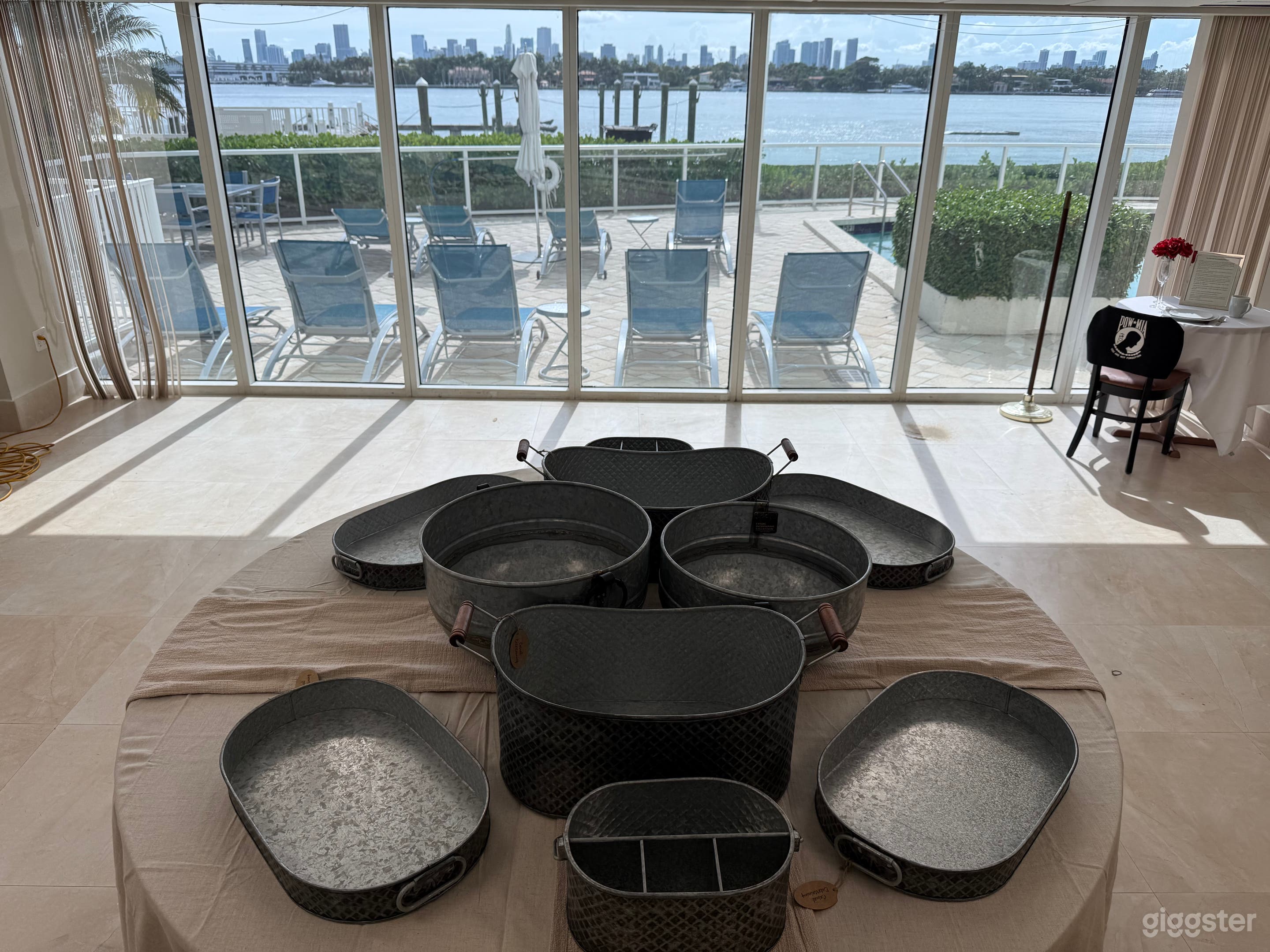 South Beach VFW, Water Views and Private Parking Photo 2