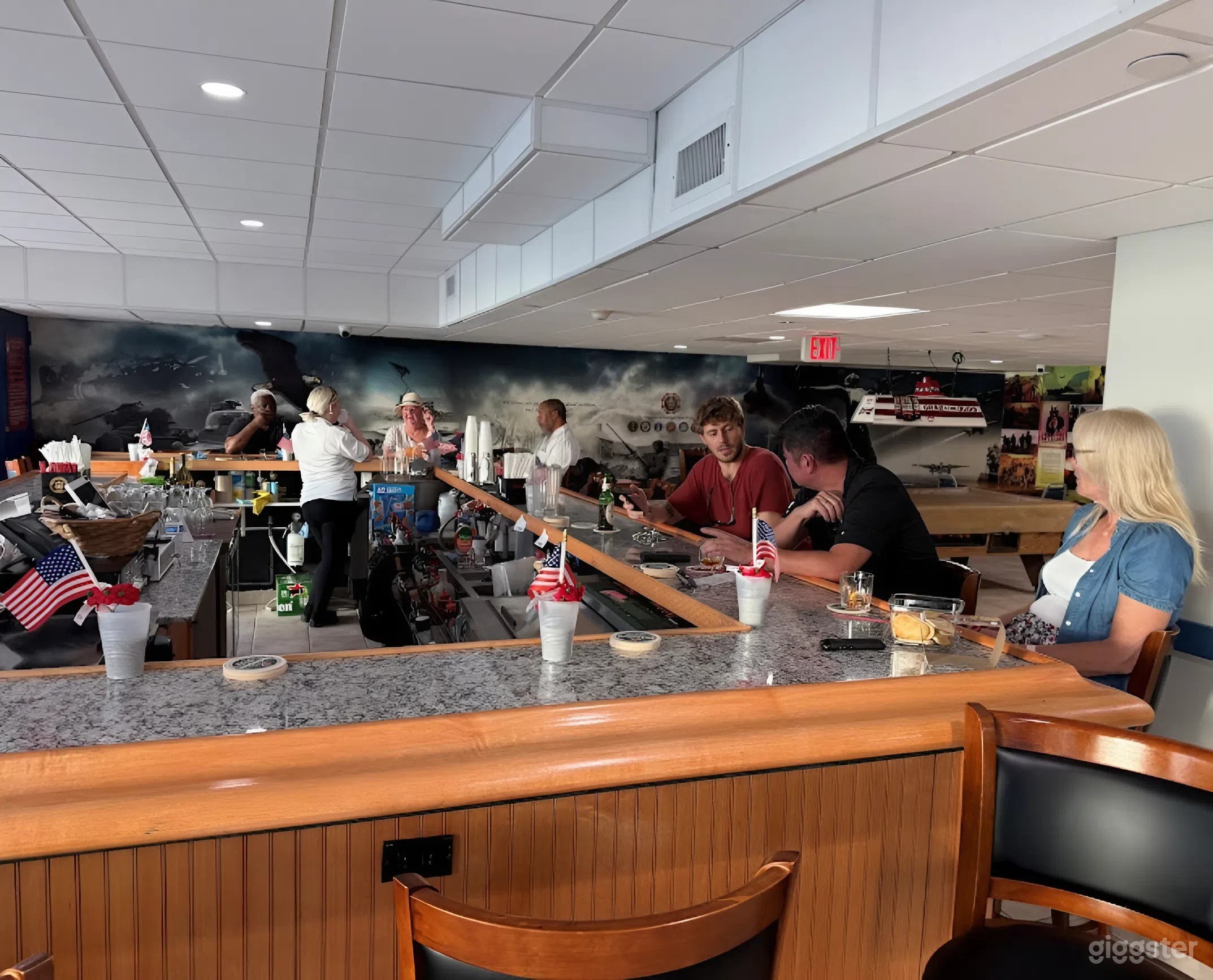 South Beach VFW, Water Views and Private Parking Photo 4