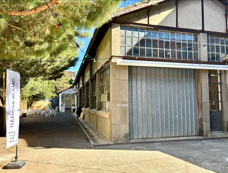  Centre d'art contemporain dans une halle industrielle 