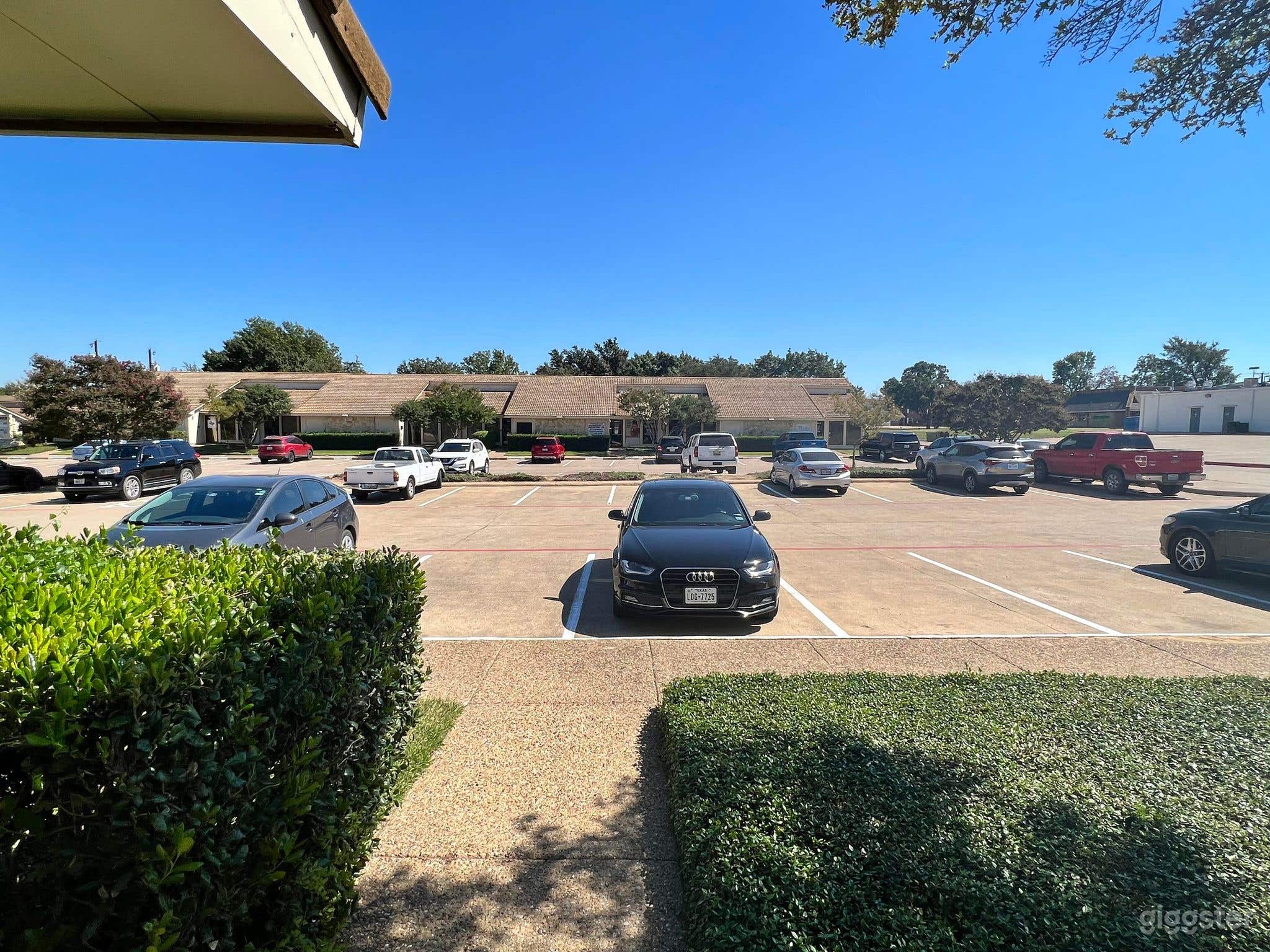 We have plenty space for you and guests. 