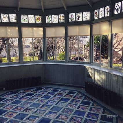 The Gorgeous Conservatory Room for Meetings Photo 3