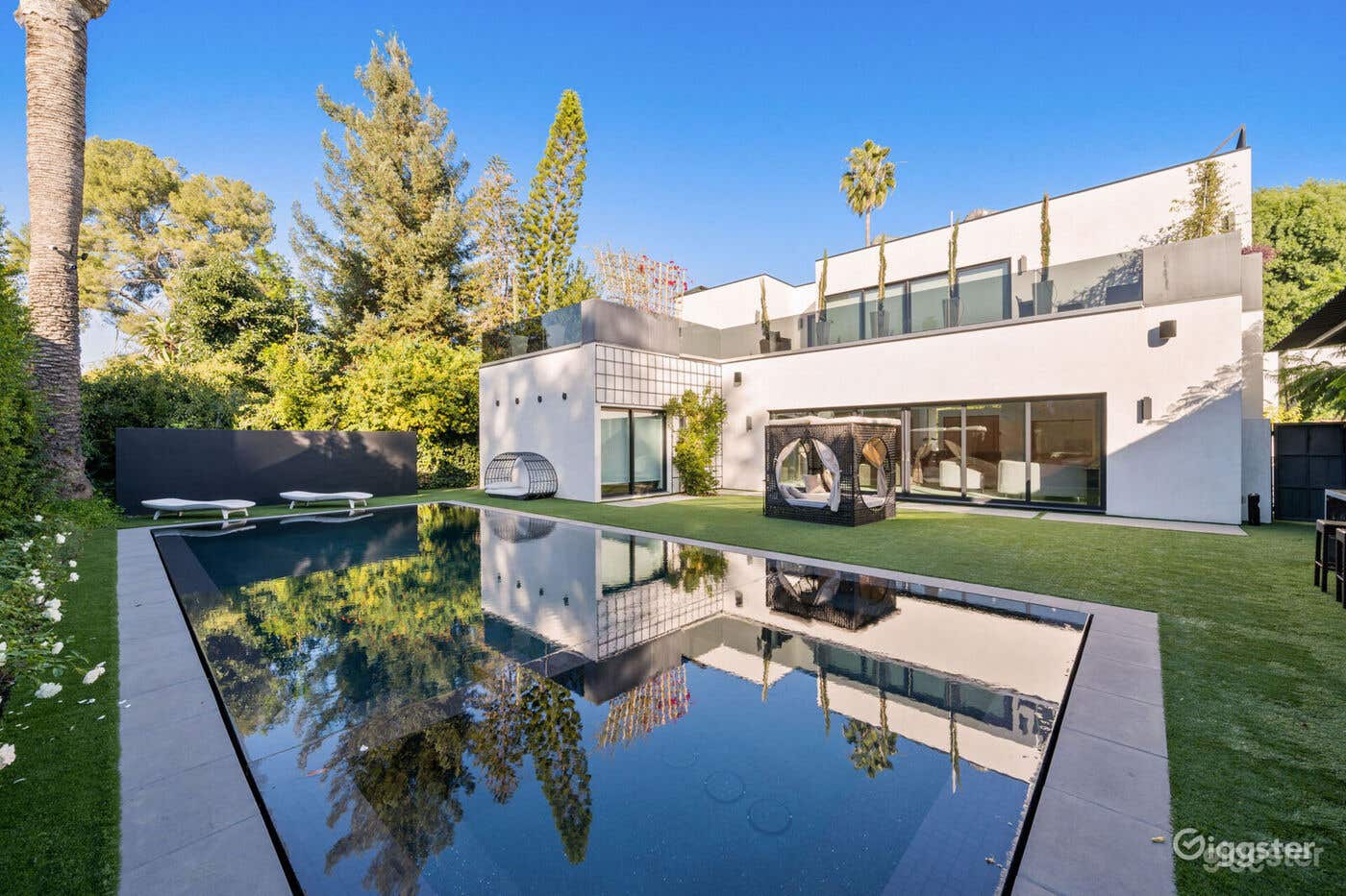  MODERNIST HOME &amp; PRODUCTION MASTERPIECE/POOL Photo 4