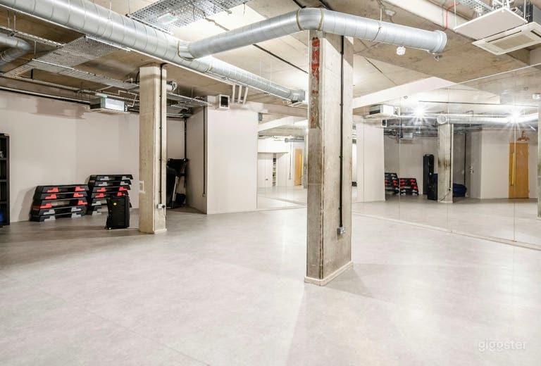  Industrial-Chic Studio Hub | 3,300 sqft Creative & Wellness 