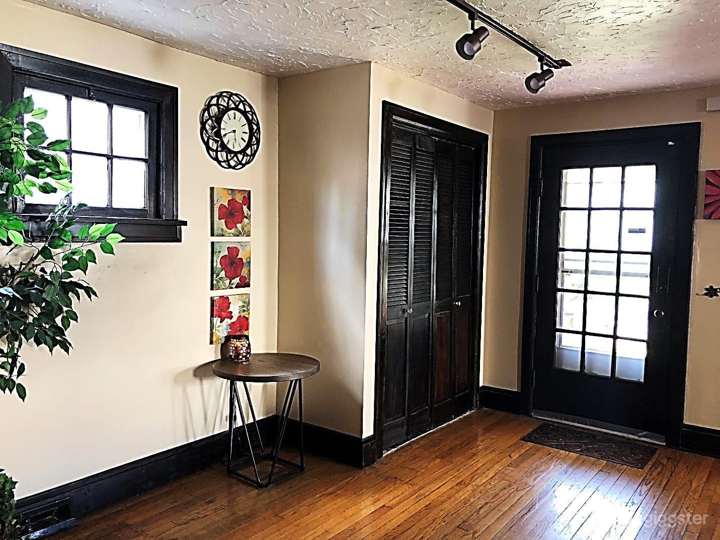 Charming Old Soul Home Photo 2