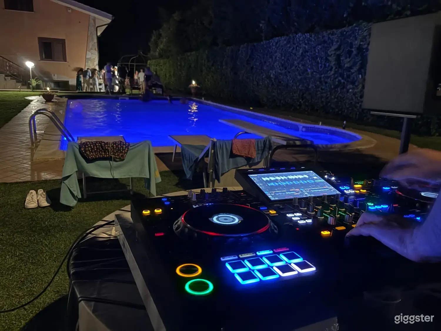 Foto di Villa con Piscina Panoramica per Film, Spot Pubblicitari ed Eventi 1