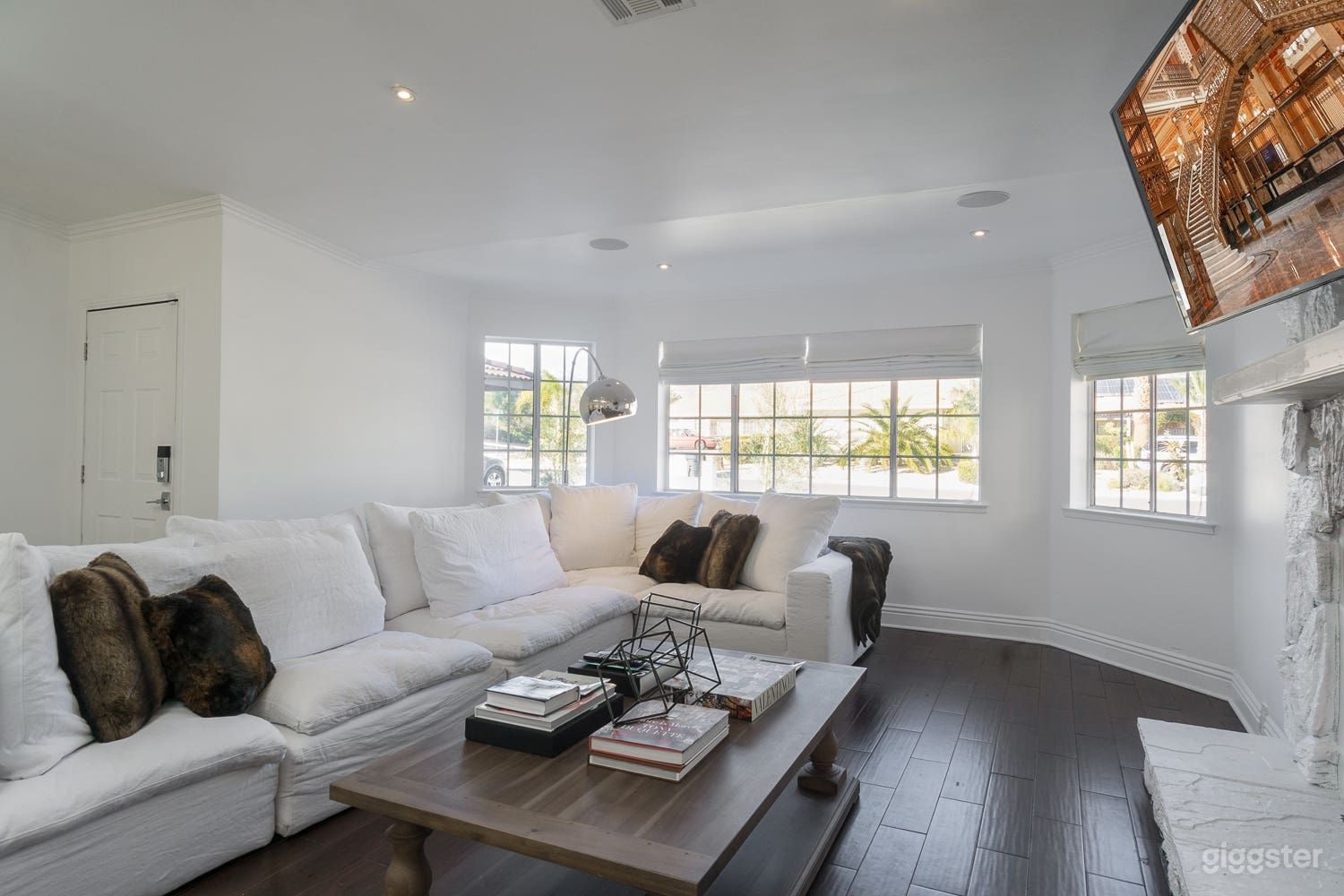 Chic Coachella Valley Residence Photo 3