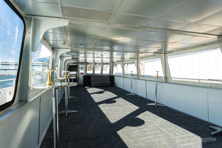  Indoor Climate-Controlled Deck 