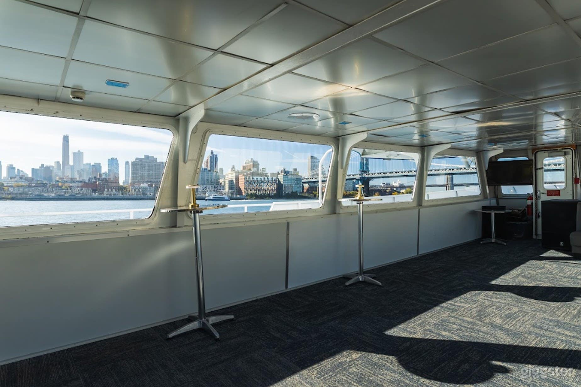 Indoor Climate-Controlled Deck Photo 4