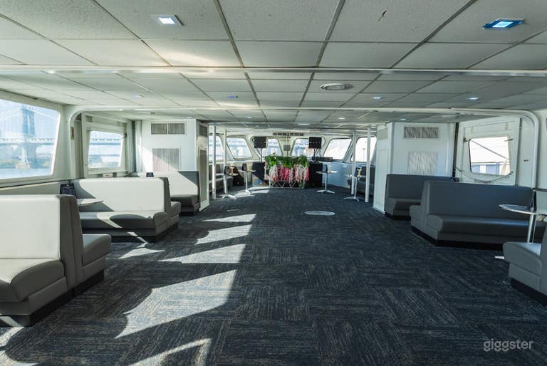  Indoor Climate-Controlled Deck 