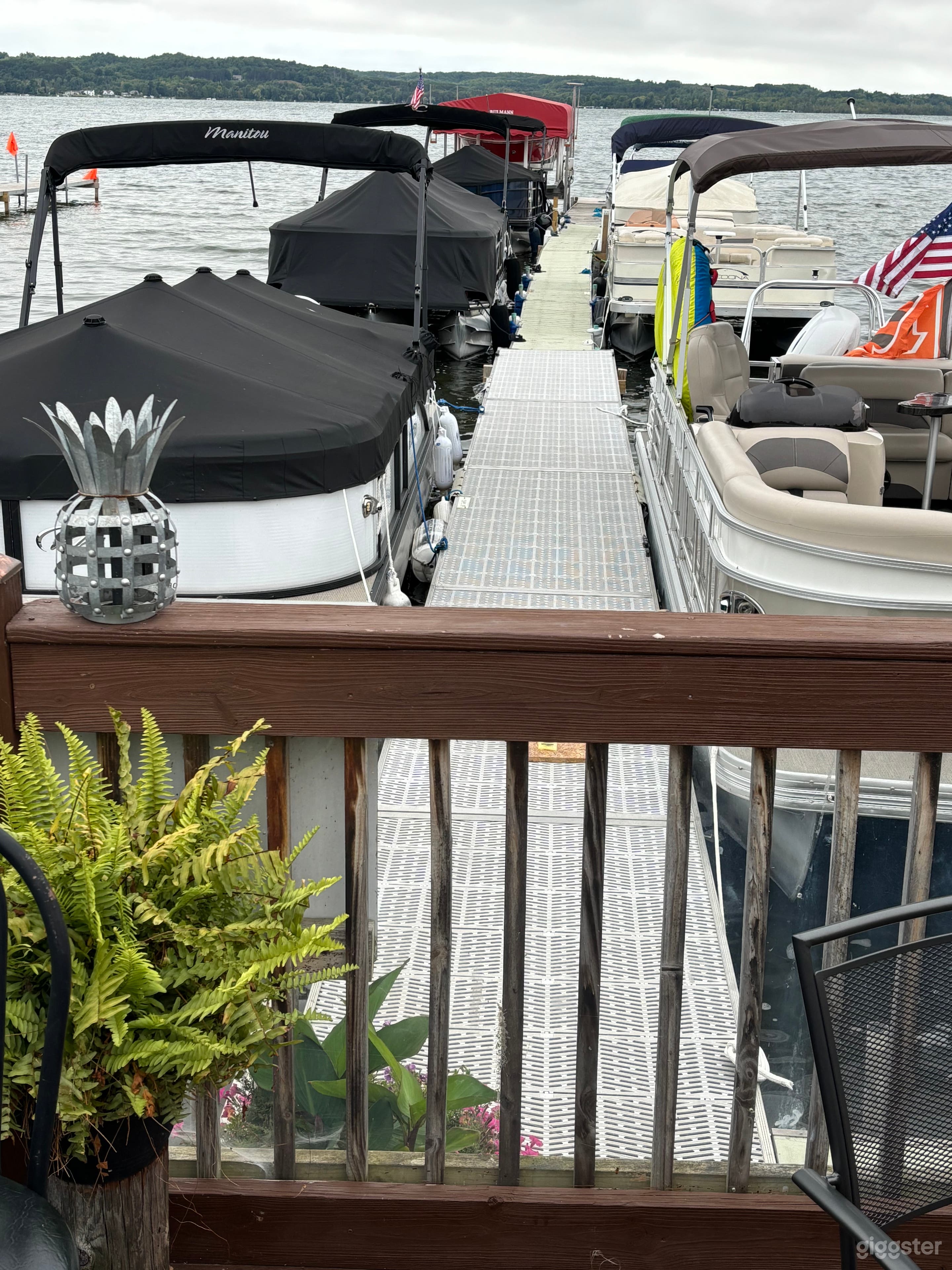 Tiki bar, marina and campground on Lake Leelanau!🏖 Photo 4