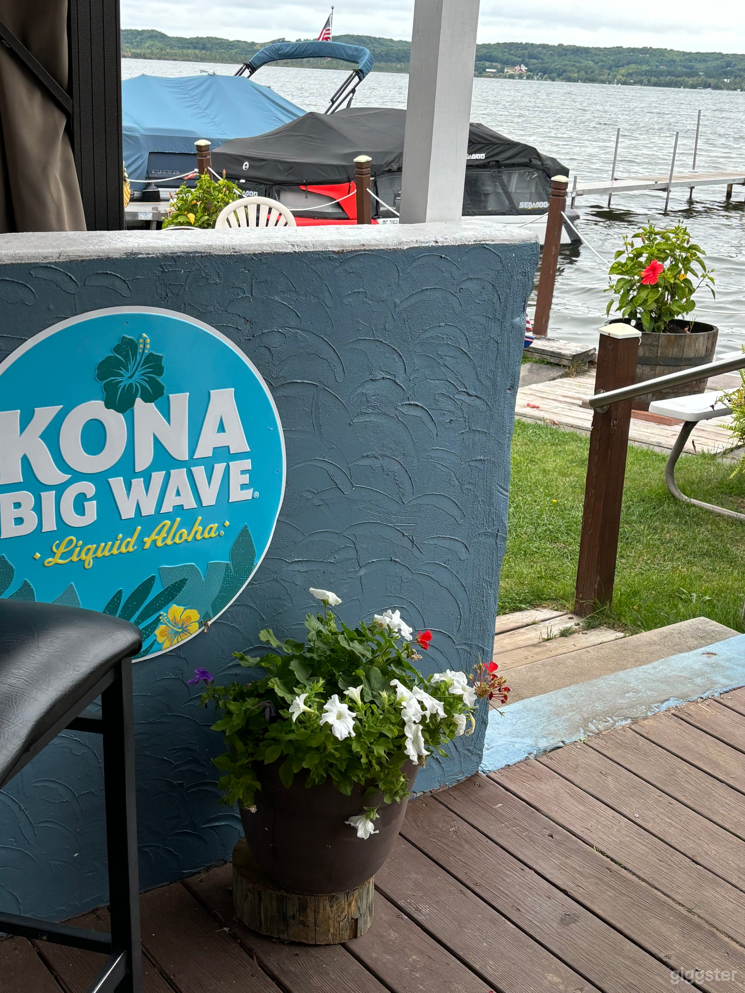 Tiki bar, marina and campground on Lake Leelanau!🏖 Photo 3