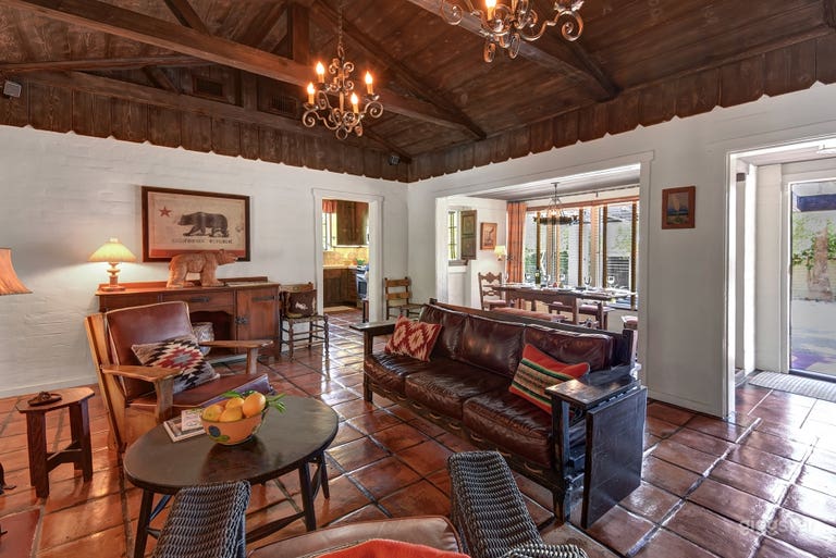  Spanish Mediterranean Oasis Home - Pool Mountain 