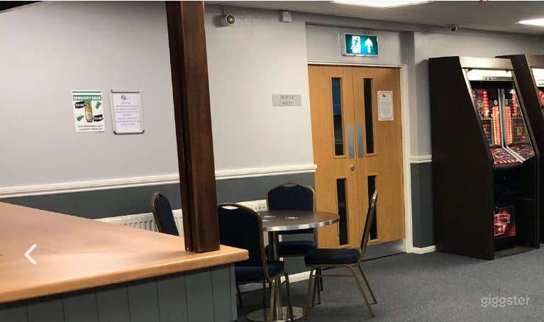 Twister Room for Traditional Pub Games Photo 2