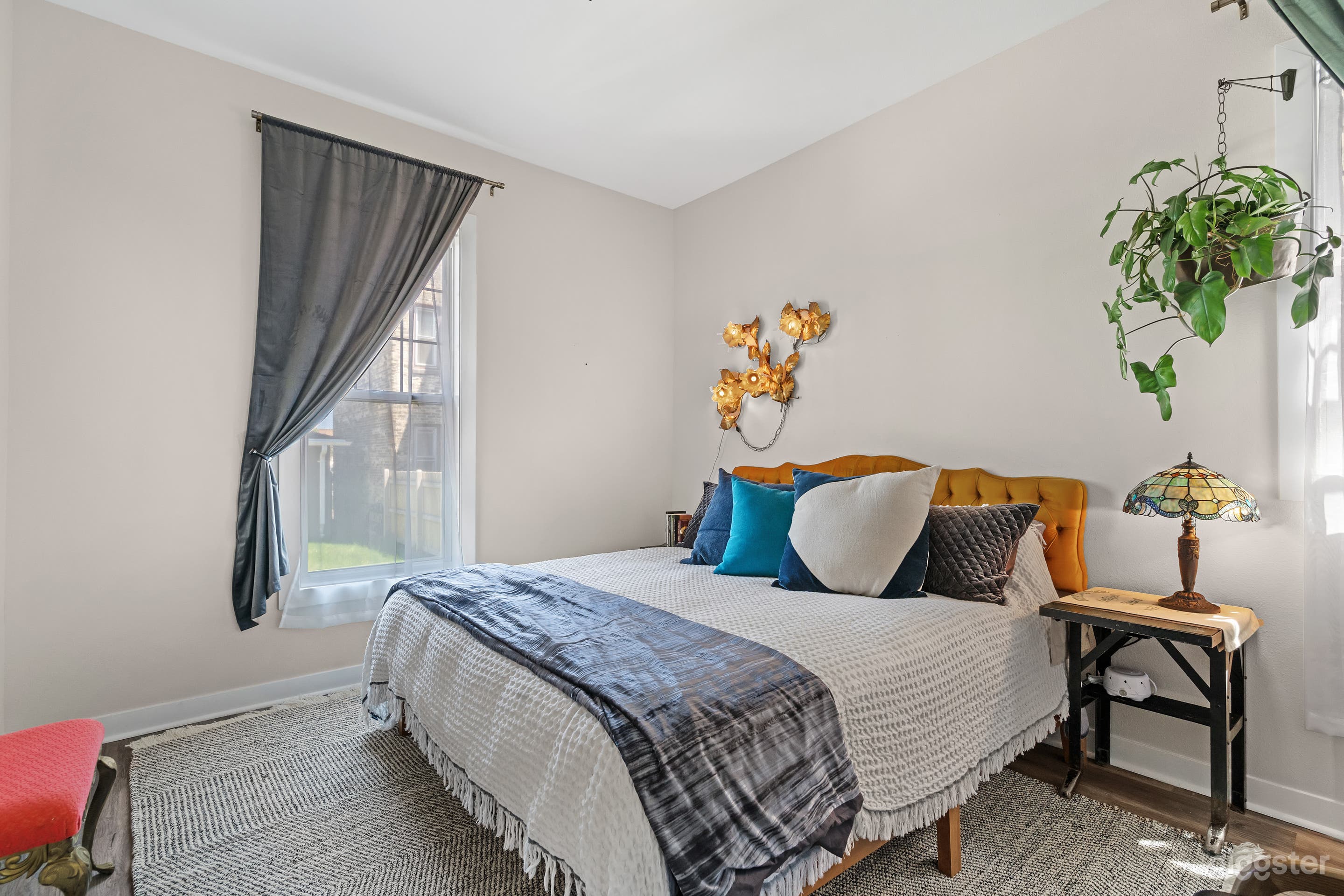 Historic Walker's Point dig w/ vintage vibes Photo 4