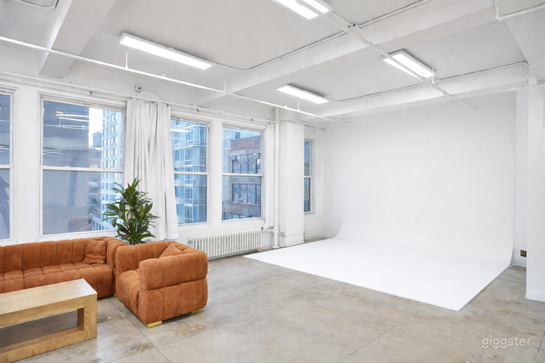  16AB Natural Light Creative Studio in Manhattan 