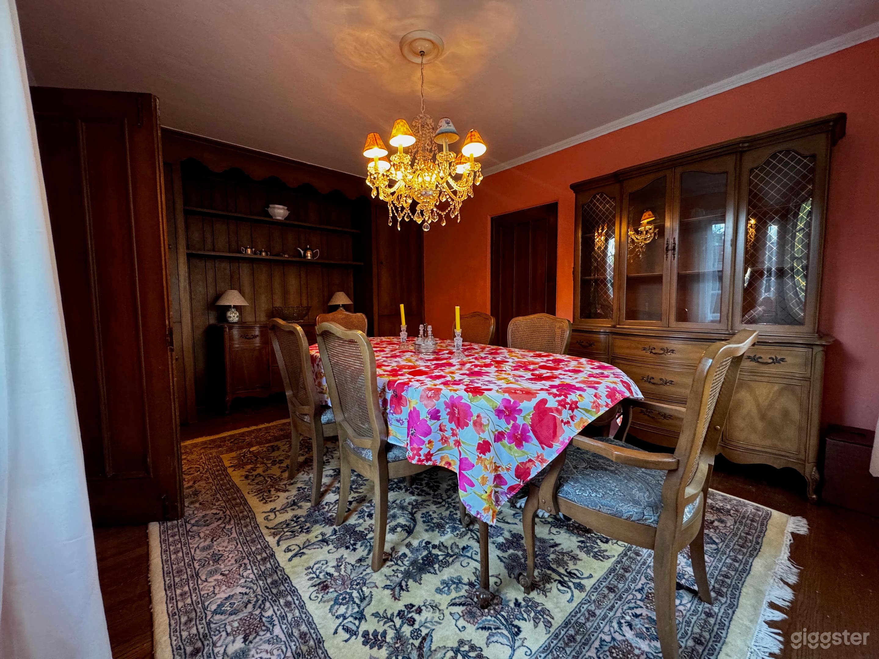 Chateau de Chauseé: Timeless living in a timeless town Photo 3