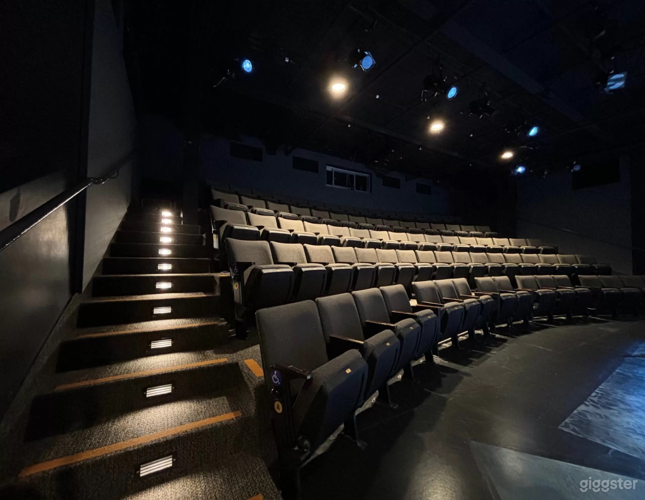 80-Seat Theatre Downtown Glendale - 1100 Sq. Ft Photo 4