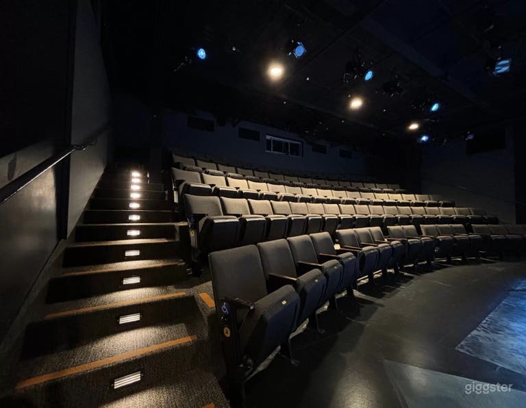  80-Seat Theatre Downtown Glendale - 1100 Sq. Ft 