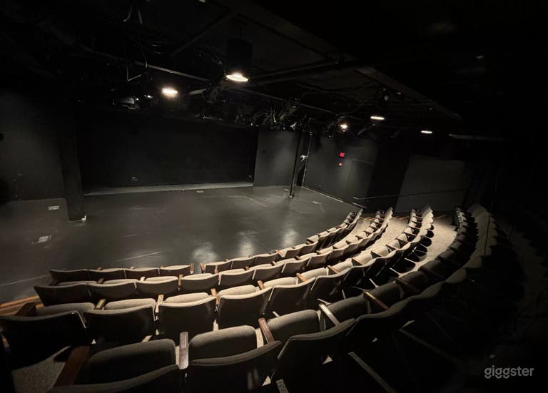  80-Seat Theatre Downtown Glendale - 1100 Sq. Ft 