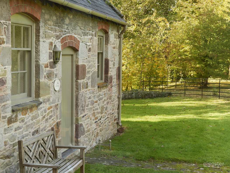  The Spa Cottage for Pampering Activities 