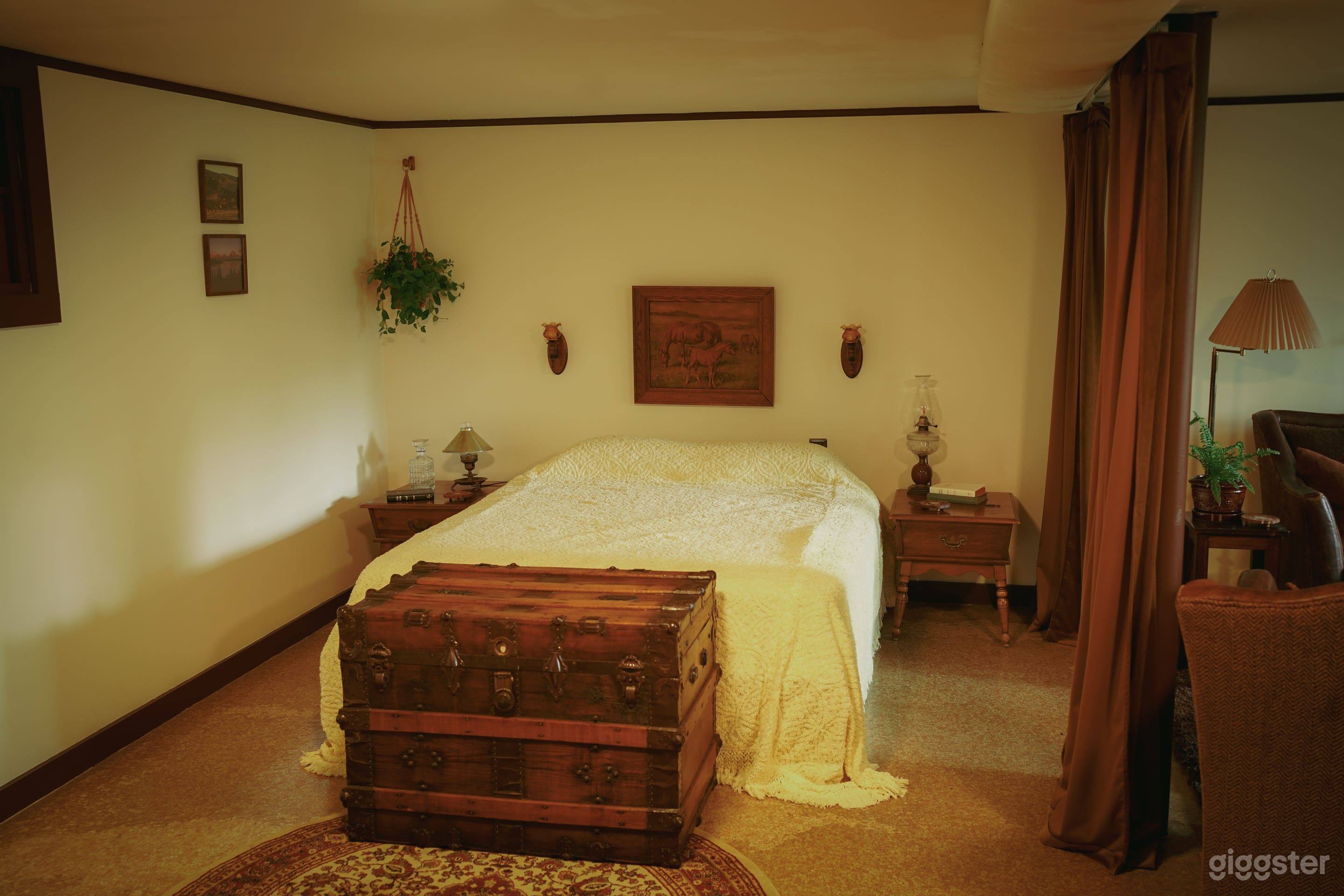 The Cowboy Den Photo 4