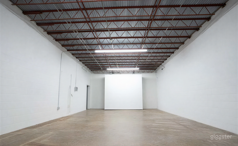  Studio B - Flexible Production Studio 