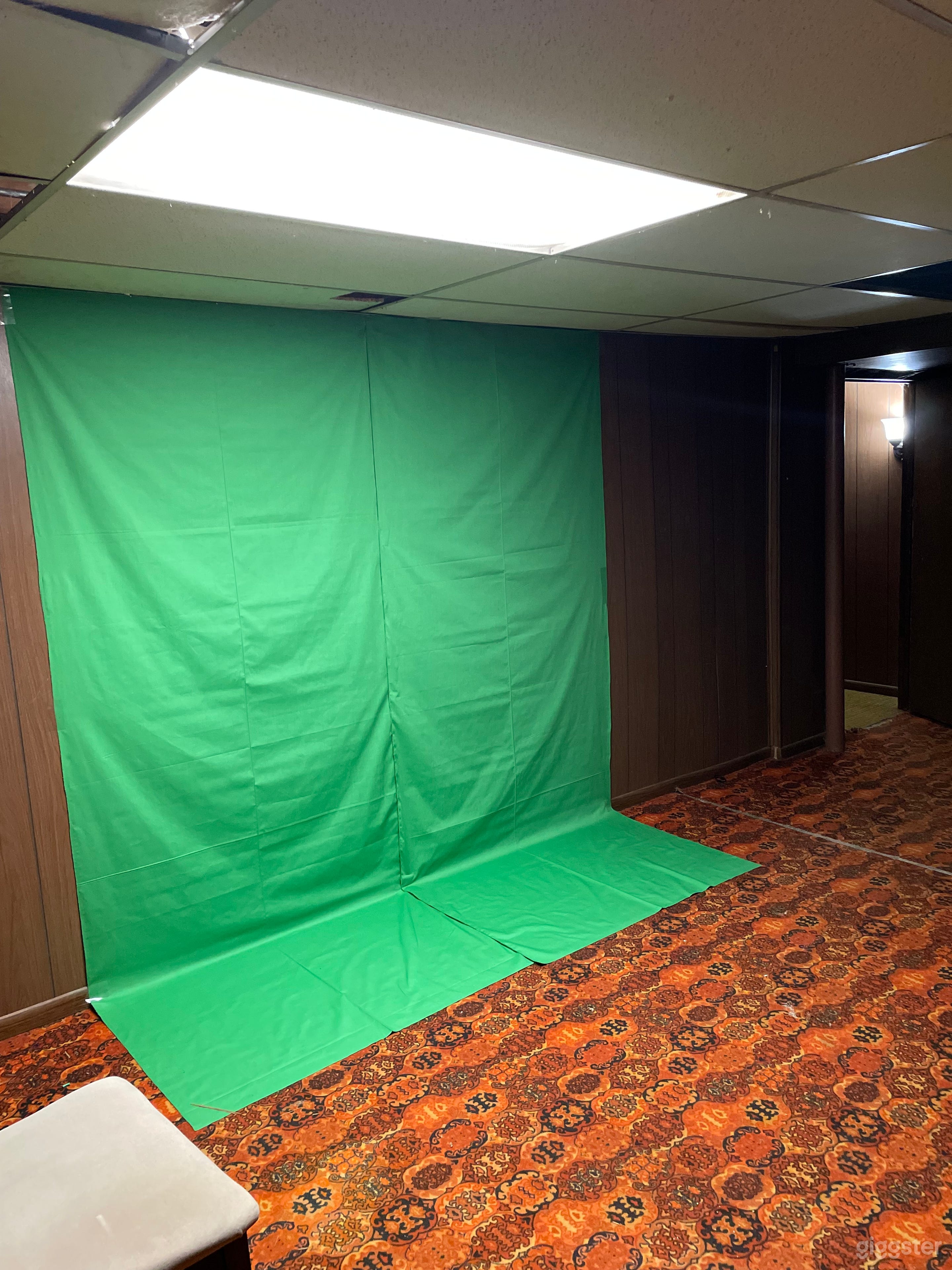 Green Screen Space Photo 3