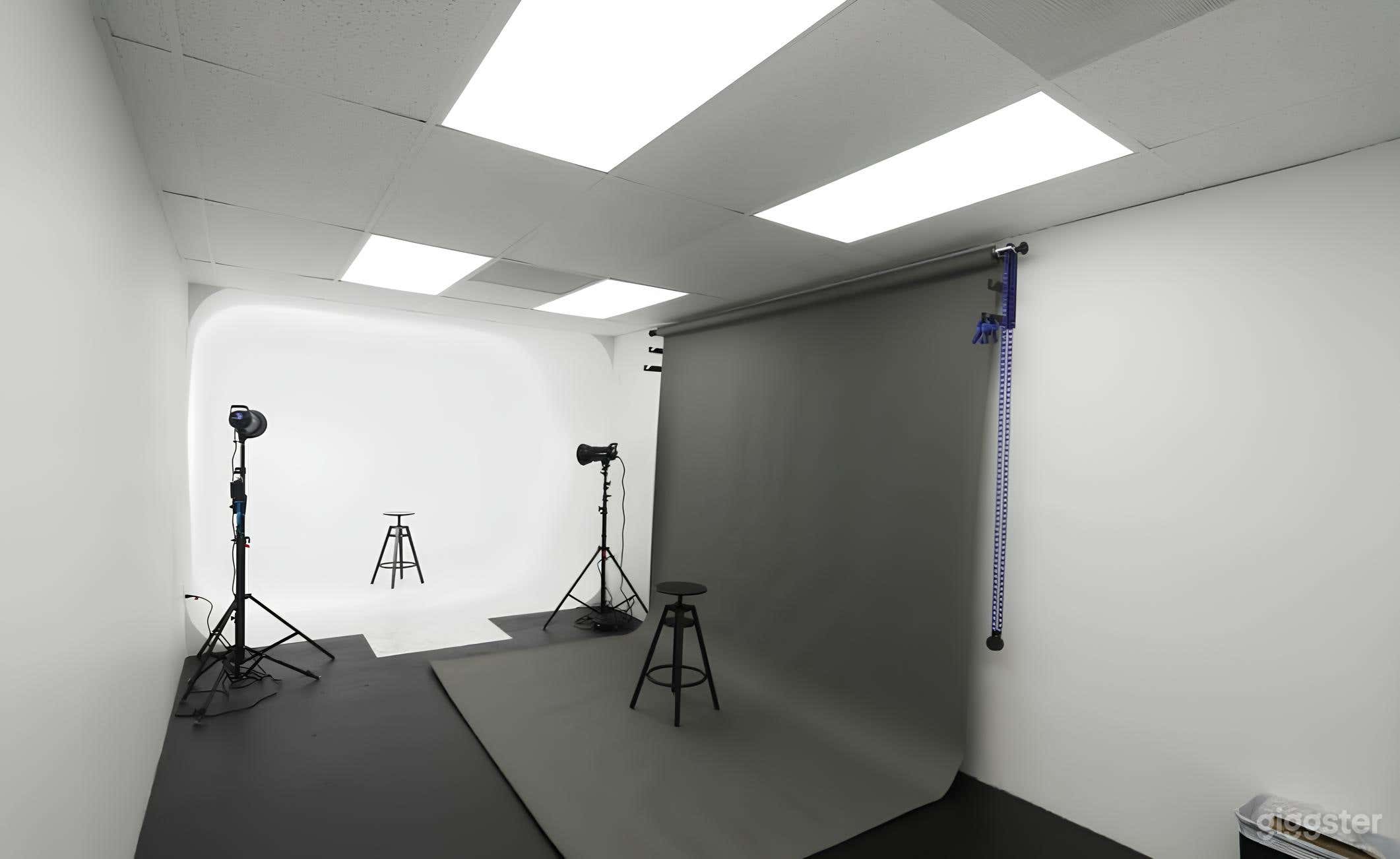 Downtown Photography Studio in Alexandria Photo 1