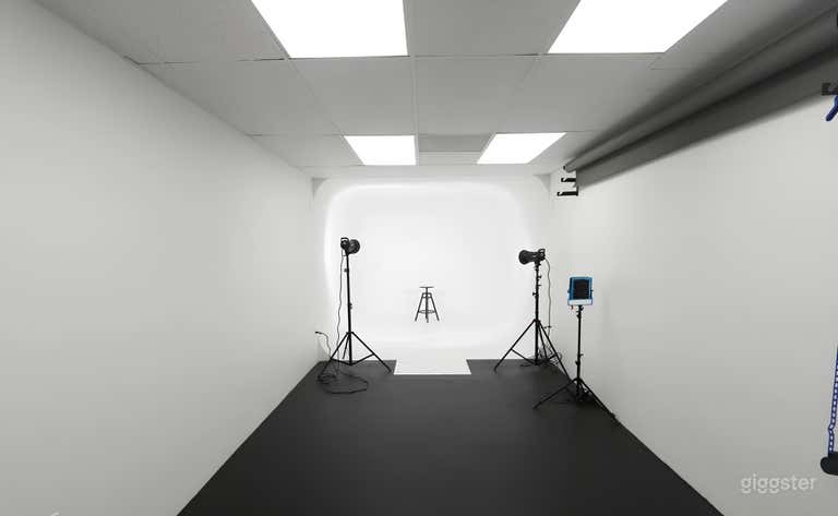  Downtown Photography Studio in Alexandria 