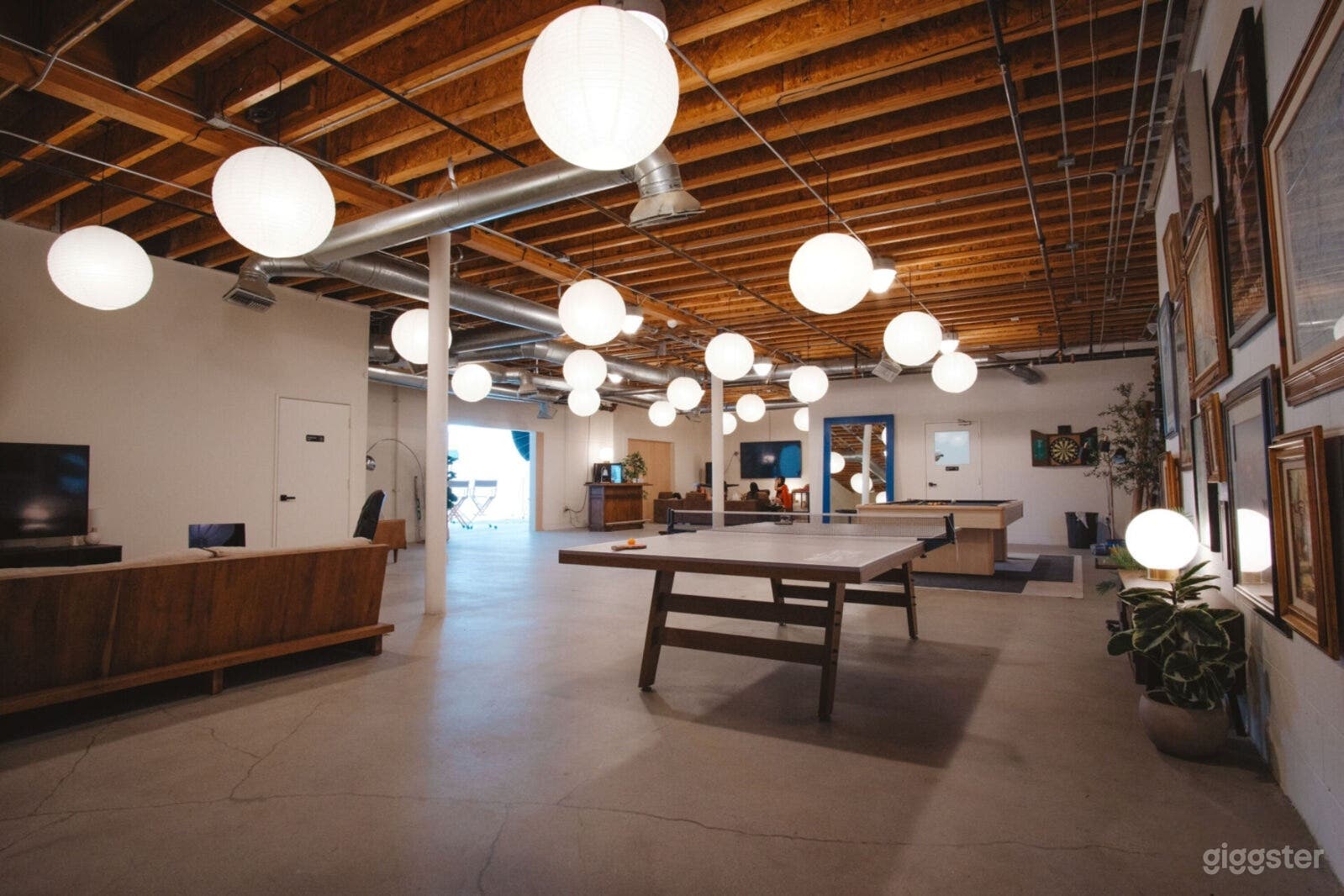 Versatile Creative Hub: Cyc Studio & Event Lounge Buyout Photo 2