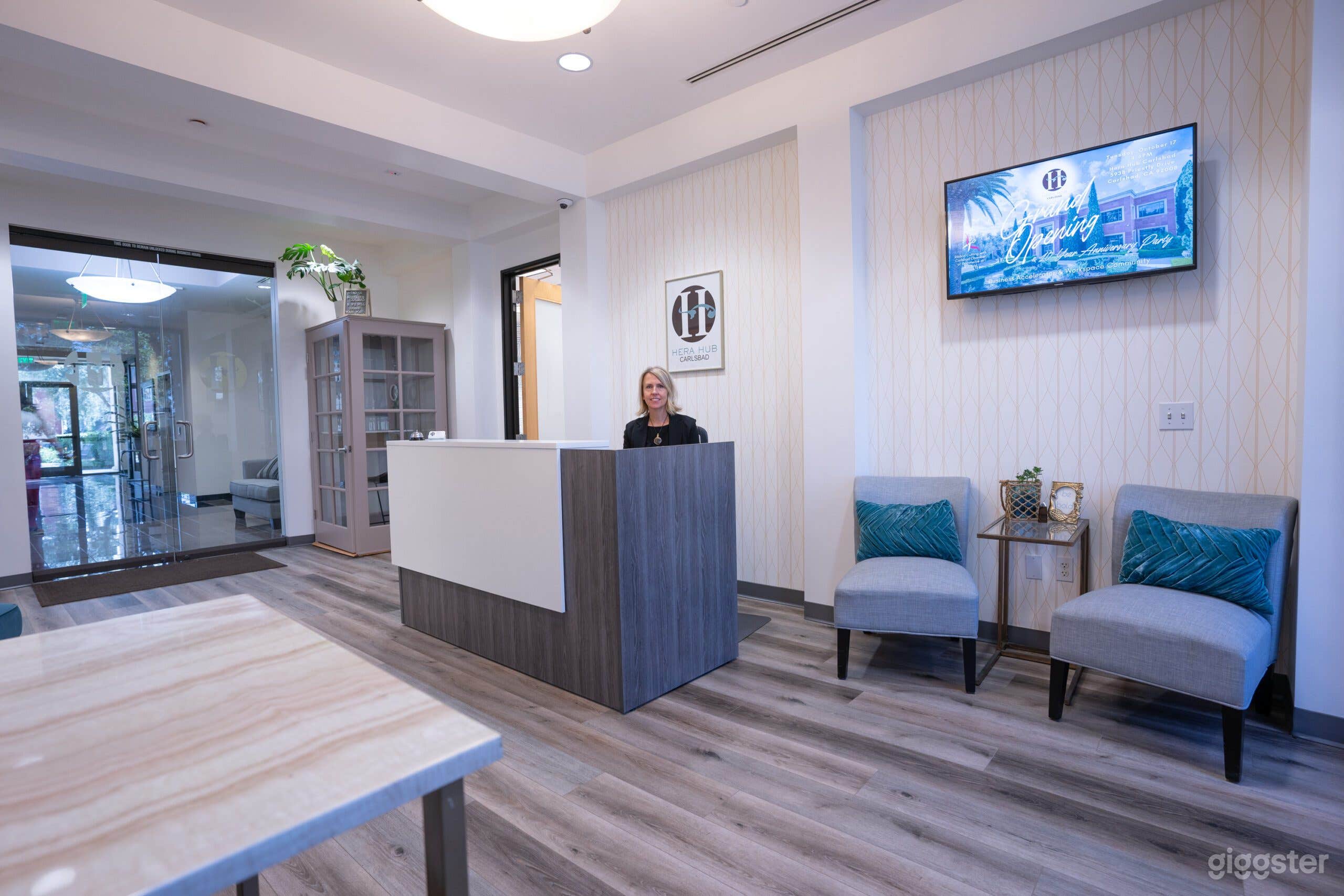 Medium Boardroom in Carlsbad Photo 3